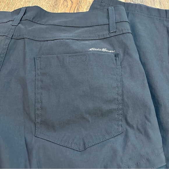 Eddie Bauer Men's Dark Gray Cargo Pants - Picture 5 of 10